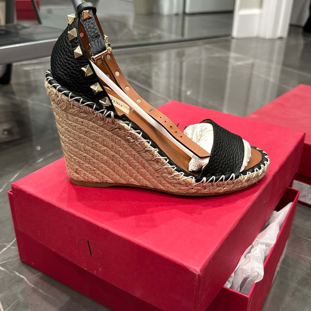 Valentino Rockstud  Wedge